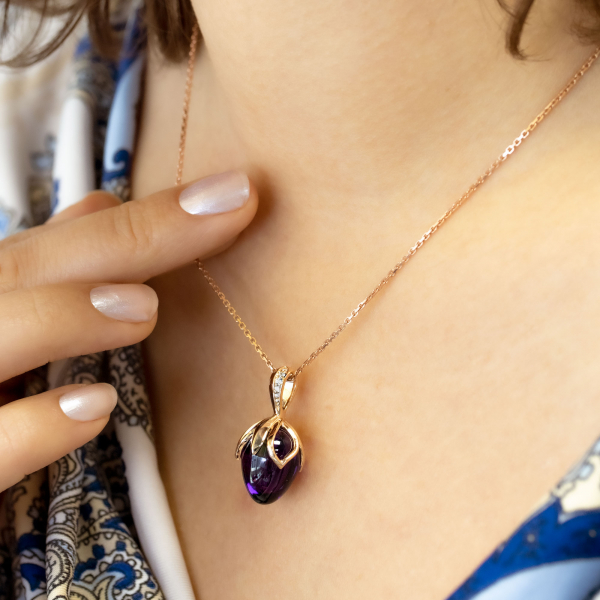 Gold Pendant With Amethyst And Diamonds Violet Bud