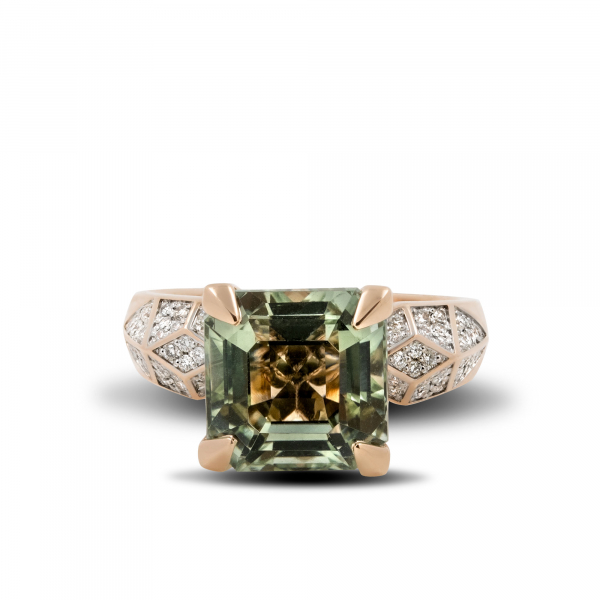 Gold Ring With Green Amethyst and Diamonds Mint Ice