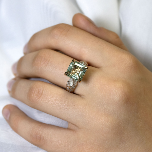 Gold Ring With Green Amethyst and Diamonds Mint Ice