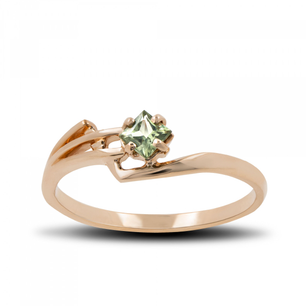 Gold Ring With Green Sapphire