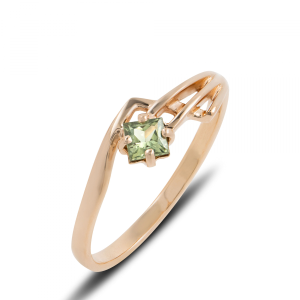 Gold Ring With Green Sapphire