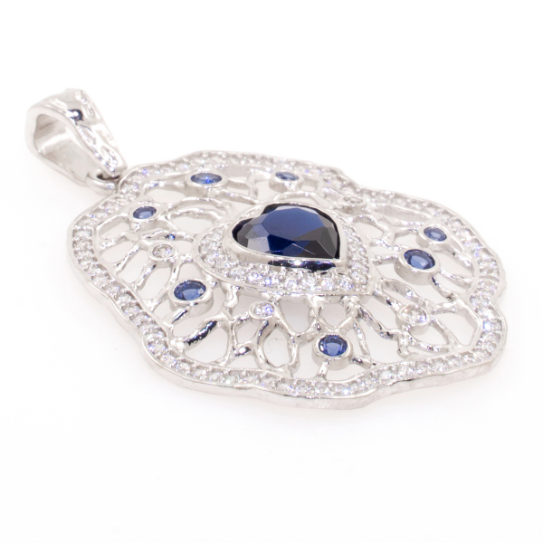 White Gold Pendant Winter's Tale