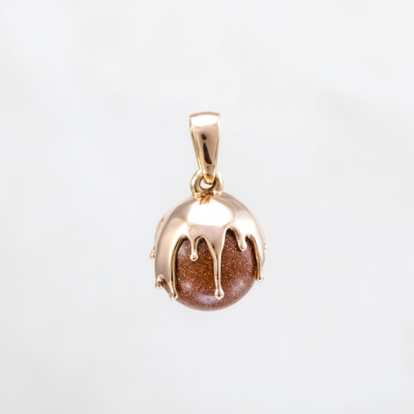 Gold Pendant With Brown Aventurine