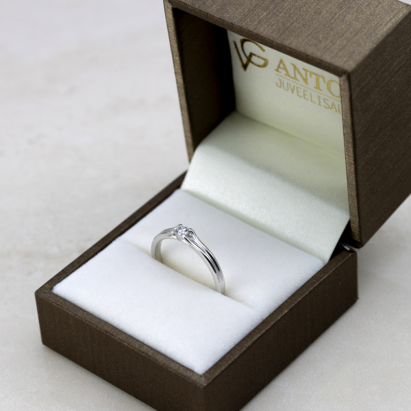 Diamond Engagement Ring