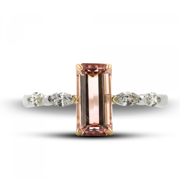 Gold Ring With Pink Shinel