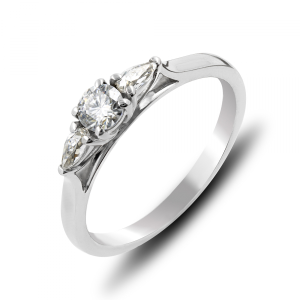 Gold Ring With Moissanites