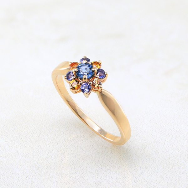 Gold Ring Flower With Sapphire