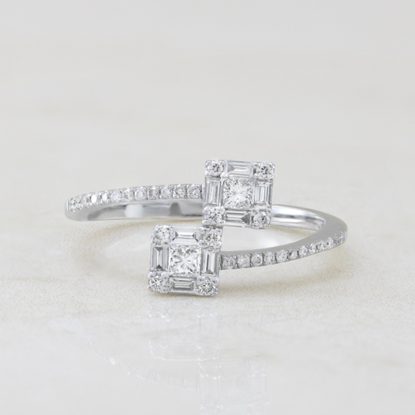 White Gold Ring With Diamonds