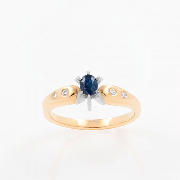  Woman Gold Ring With Blue Sapphire